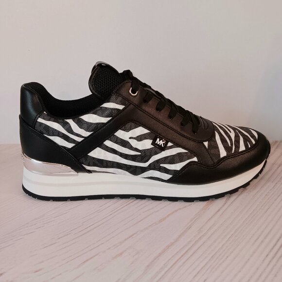 NWT NIB 💥 MICHAEL KORS Maddy Trainer Sneakers Size 8M Wild Zebra MK Signature - Picture 1 of 6